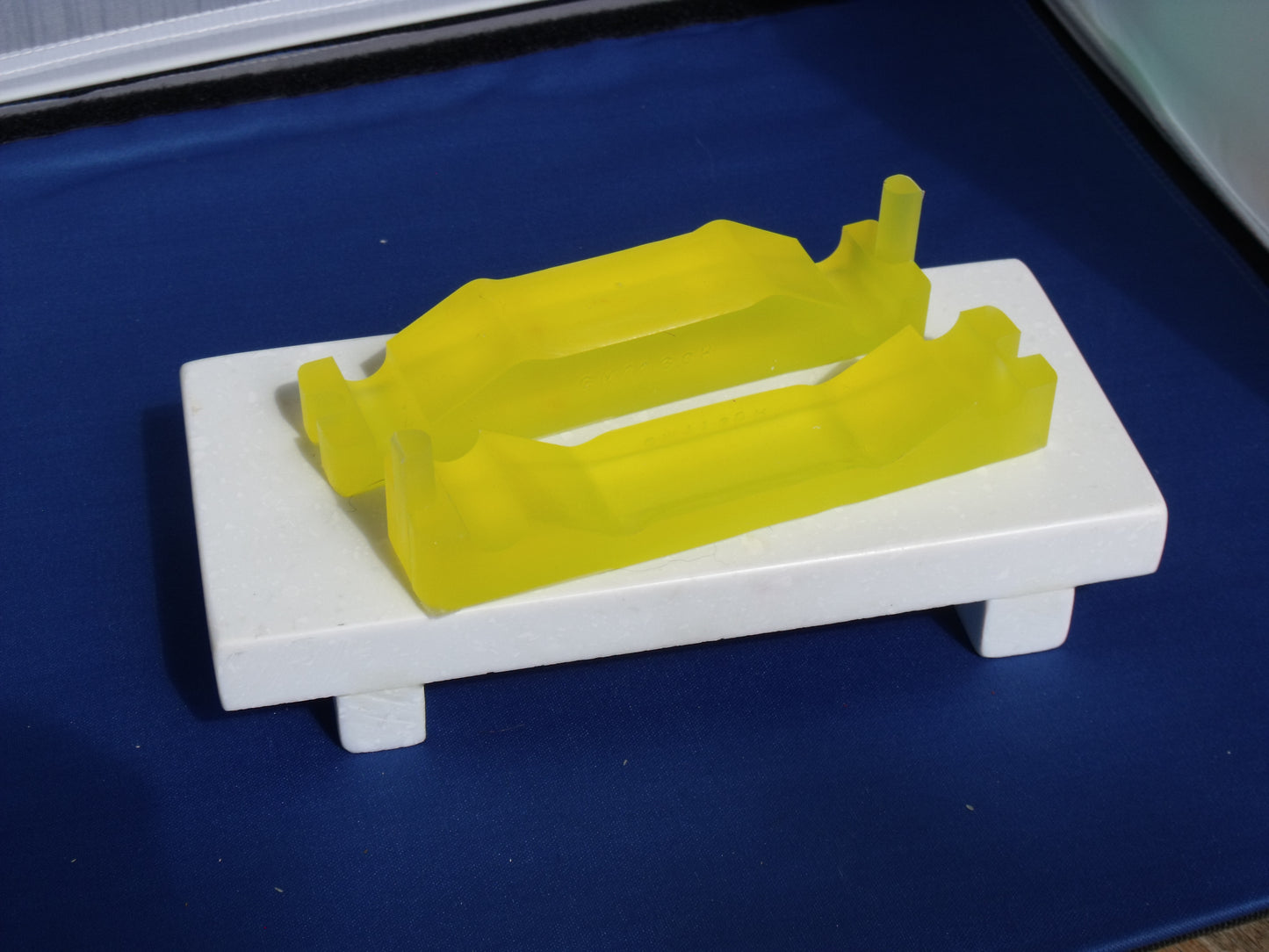 1100 series - fingerboard molds